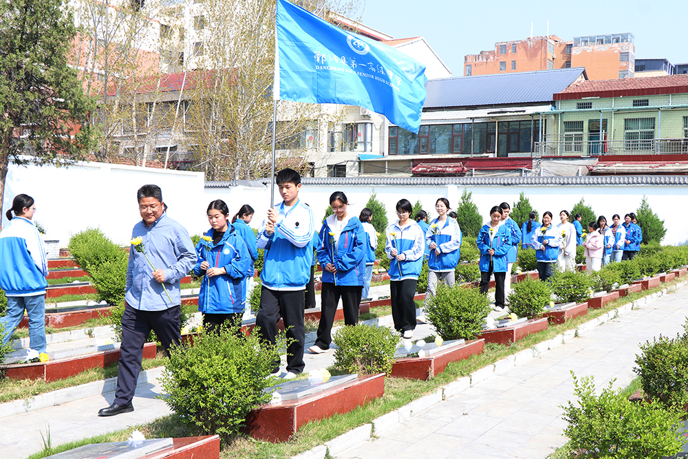 1775296984623691.jpg IMG_2438.JPG